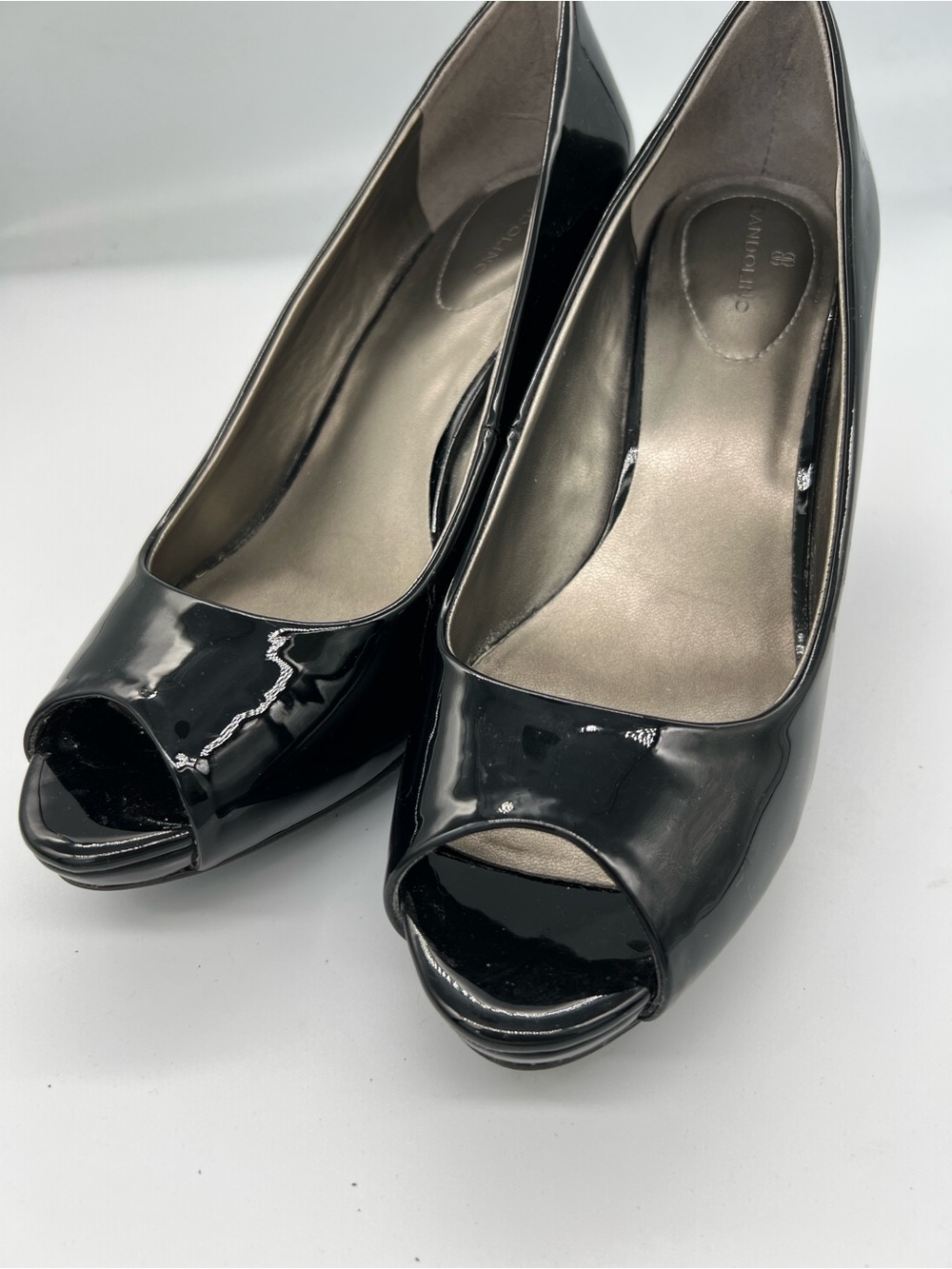 Bandolino women’s Black Patent Peep-Toe Women's Pumps